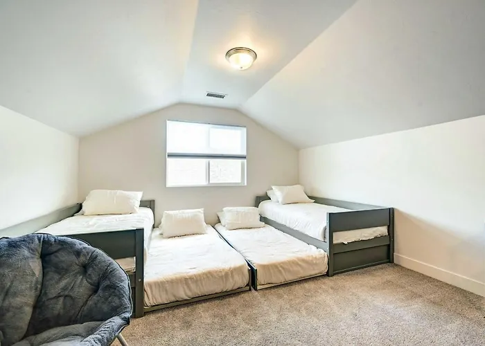 12 Mi To Dtwn Flagstaff: Spacious Home! * Bellemont