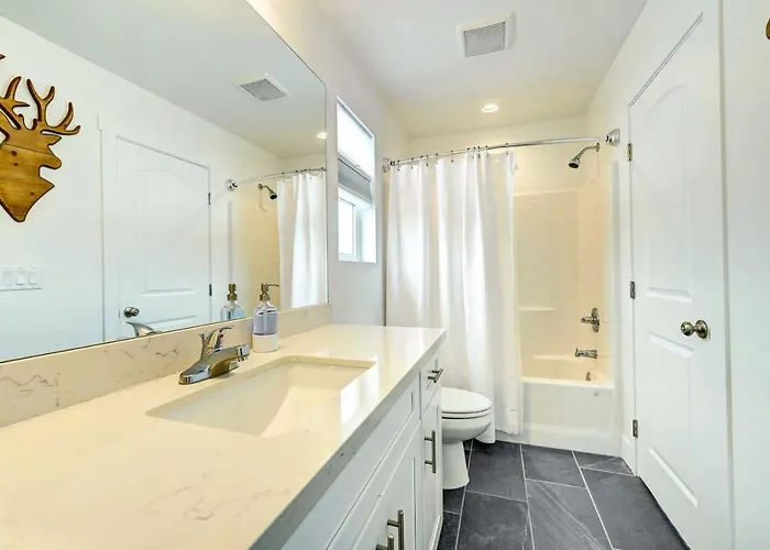 12 Mi To Dtwn Flagstaff: Spacious Home! Bellemont