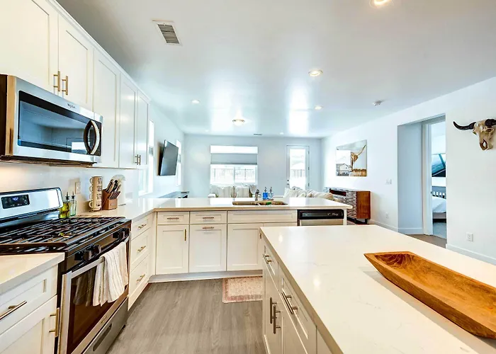 12 Mi To Dtwn Flagstaff: Spacious Home! *